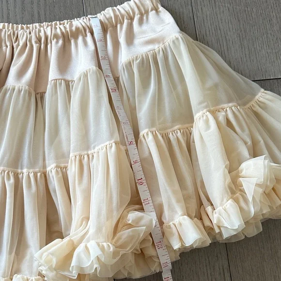 American Apparel Cream Ruffled A-Line Skirt One Size - Picture 5 of 5